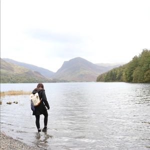 Meet your Posher, Olivia